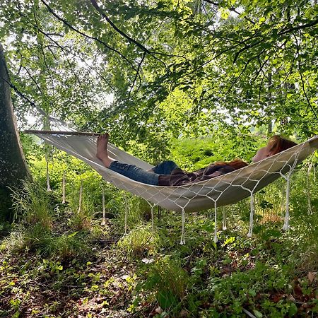 Naturnaera Fritidsboende, Tomtebo - Yintorp Arkelstorp المظهر الخارجي الصورة